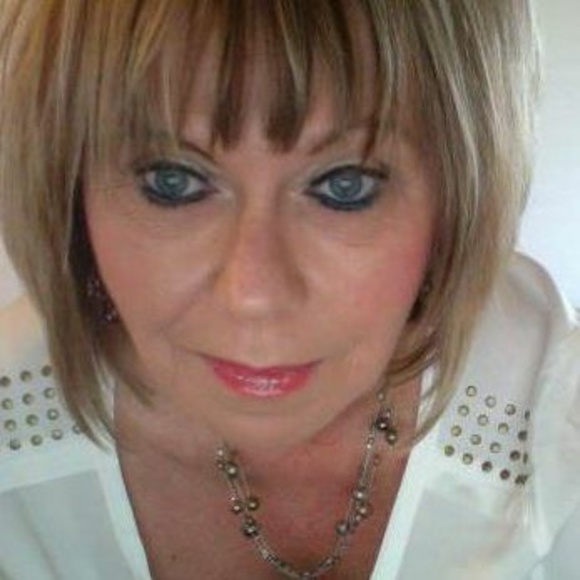 Meet your Posher, Rita - Picture 1 of 1